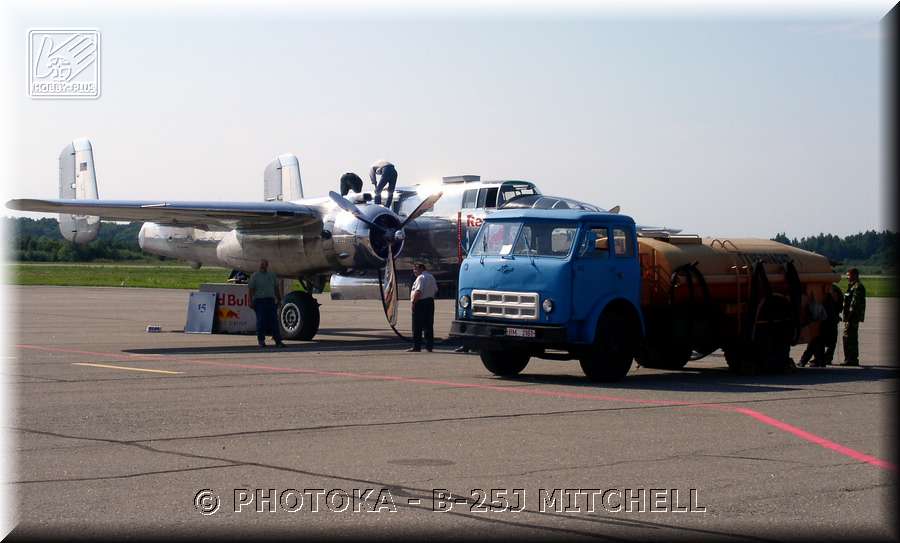 b25_19.jpg