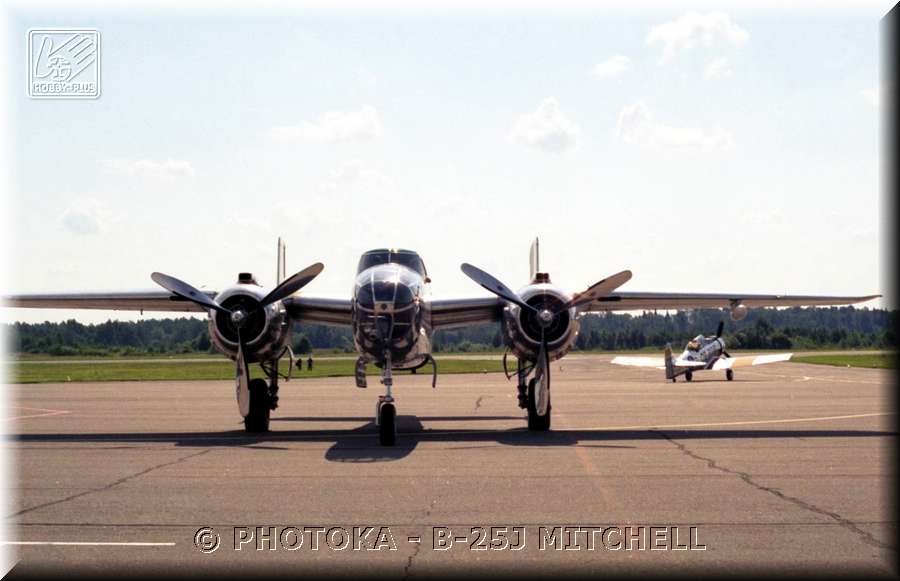 b25_30.jpg