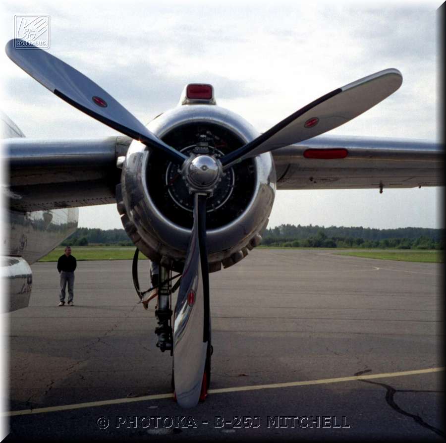 b25_73.jpg