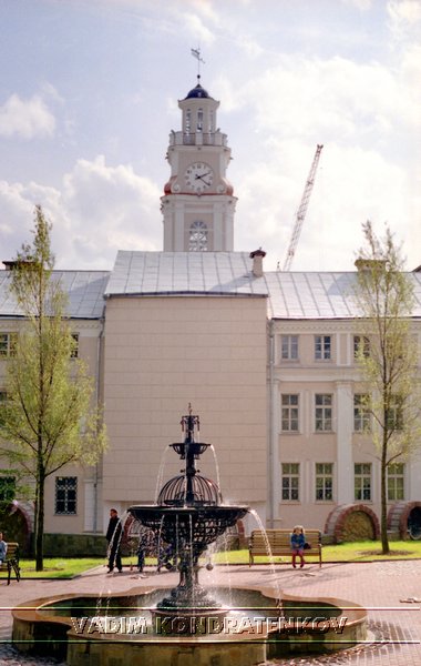 town_hall_01.jpg